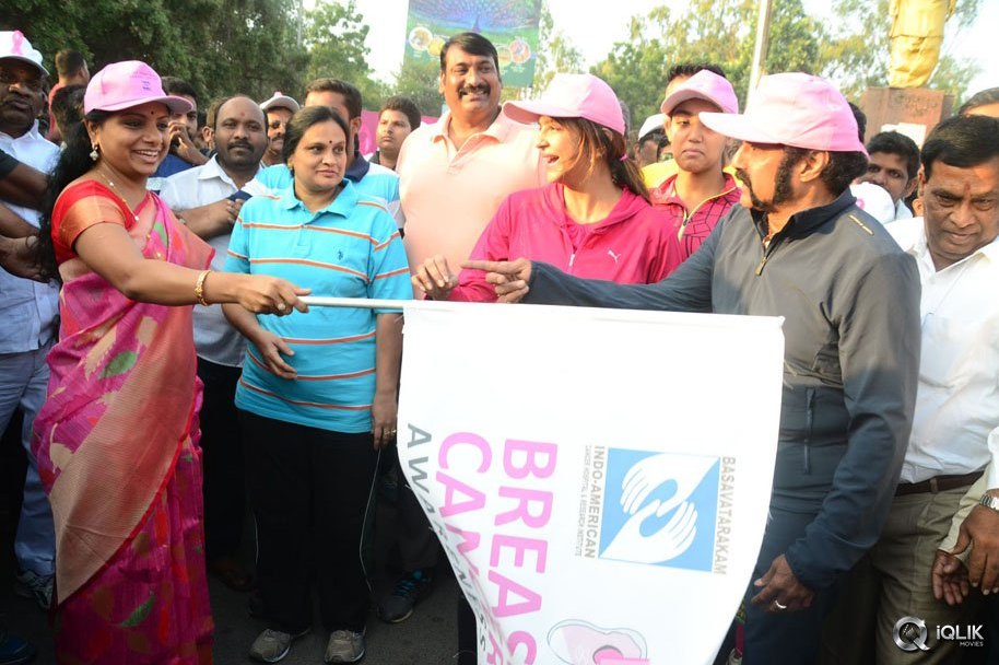 Celebs-At-Breast-Cancer-Awareness-Walk